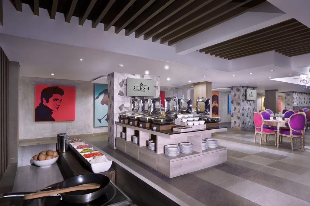 The Vasini Hotel Denpasar  Exterior photo