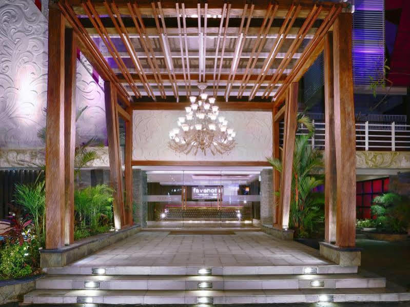 The Vasini Hotel Denpasar  Exterior photo